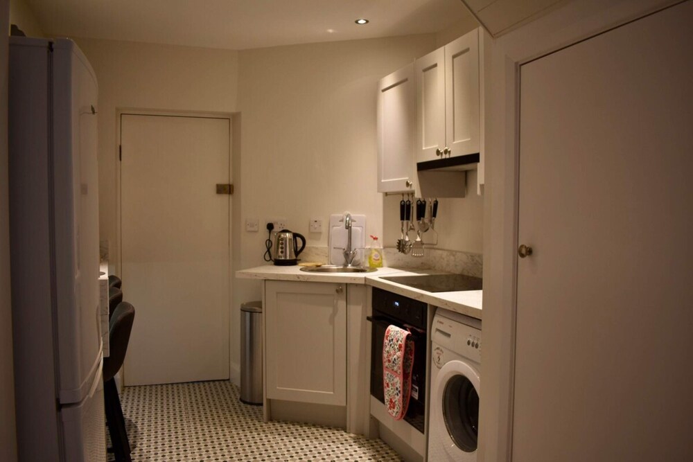 Renovated 2 Bedroom Dublin Flat By City Centre
