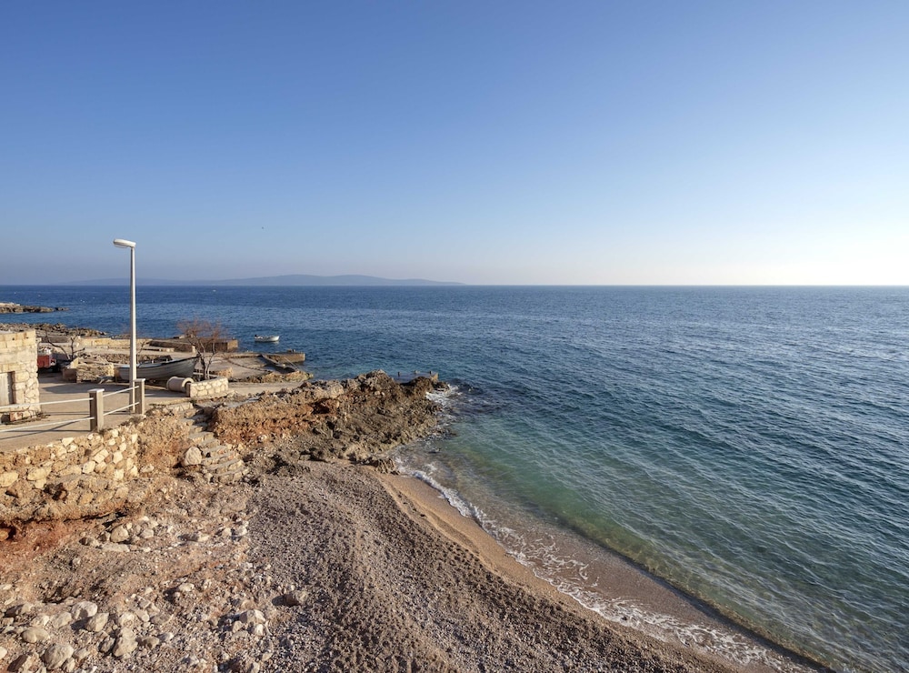 Apartments Spila Beach