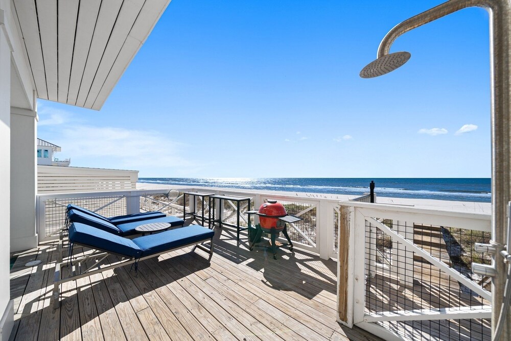 Joy By The Sea 5 Bedroom Home
