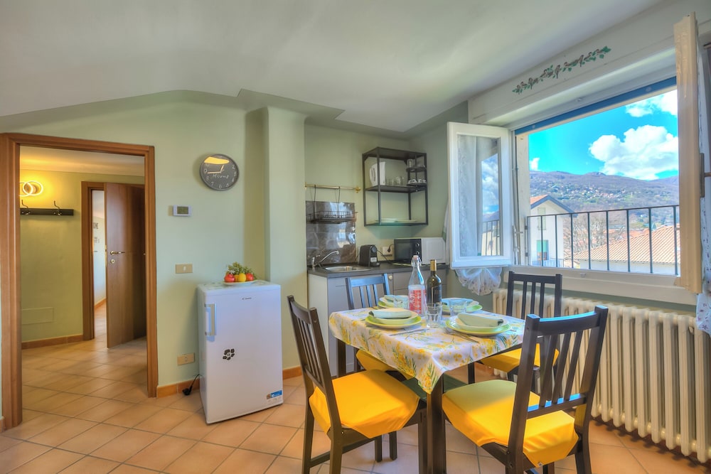 Petit Bijou De Stresa 2 Steps From Lake photo 1
