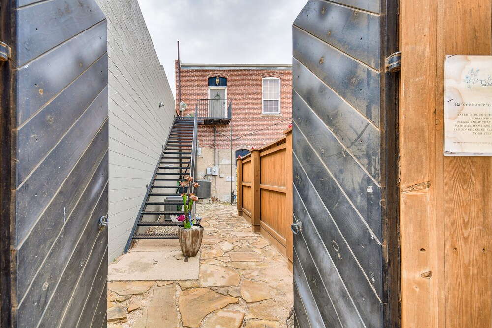Downtown Hereford Apartment: Dine, Shop + More!