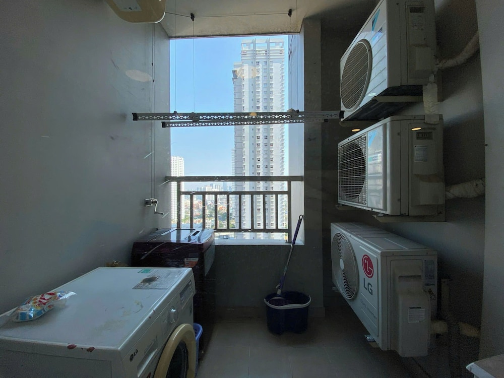 SUNRISE CITY VIEW Residences