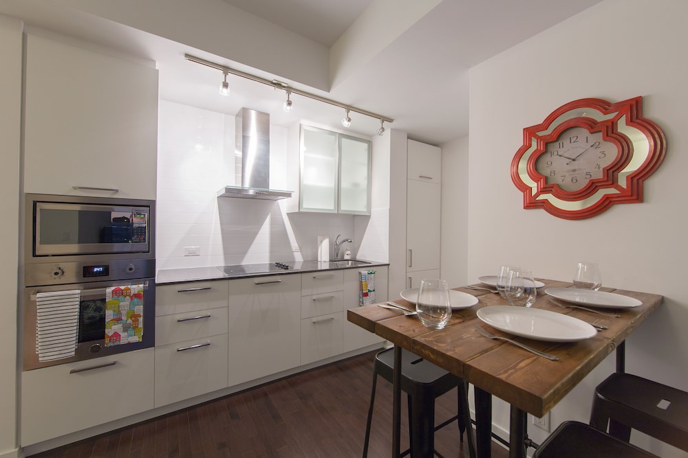 Views from the Six - Image 4