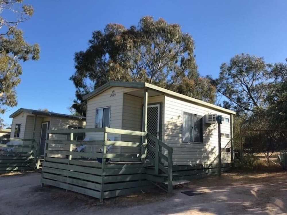 Stawell Caravan Park view 4