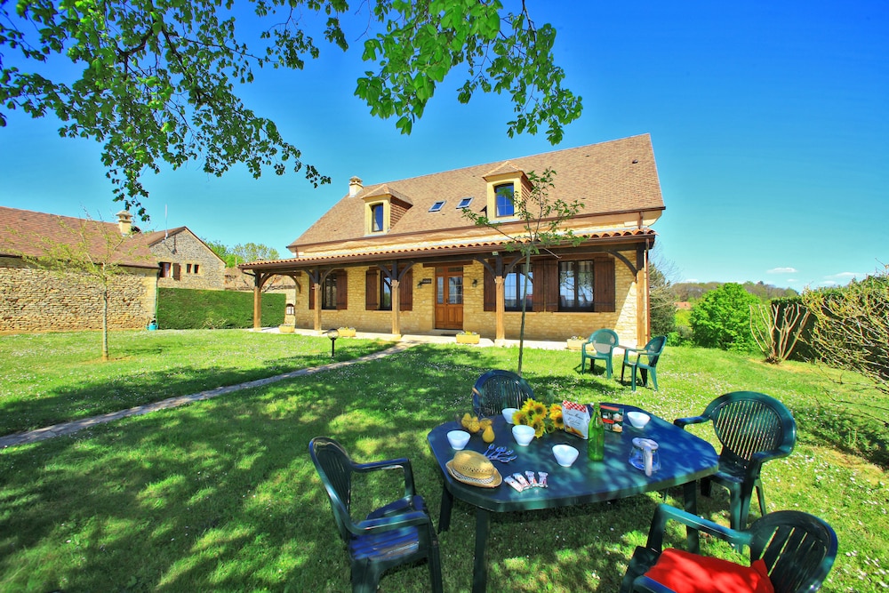 Combas Village De Gites