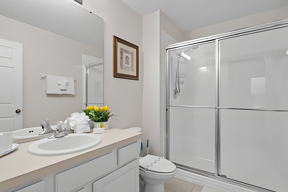 Windsor Hills 5BR 5min to Disney + Pool