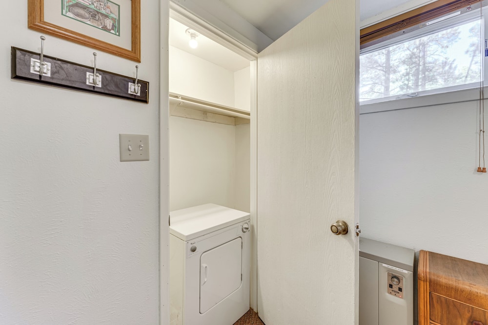 Walk to Angel Fire Resort: Condo w/ Furnished Deck