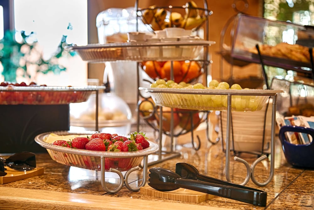 Best Western Territorial Inn  Suites - Property Image 9