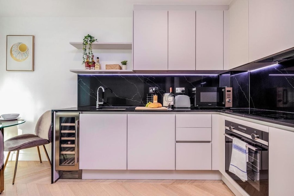 Cosy London Apartment Near River Thames