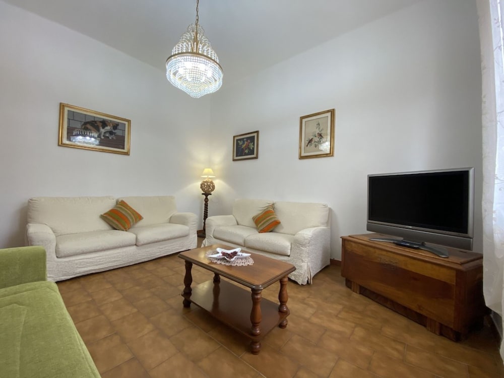 Four-room Apartment 6 Sleeps IN Princess Area-rif Came