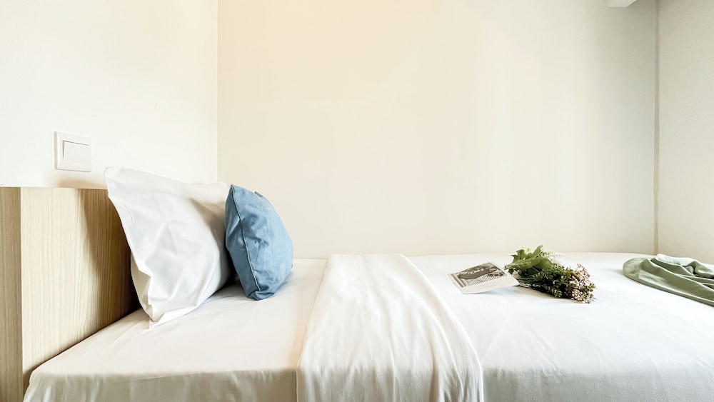 Simple Designed 2Br Near Tokyo Hub At Tokyo Riverside Pik 2 Apartment