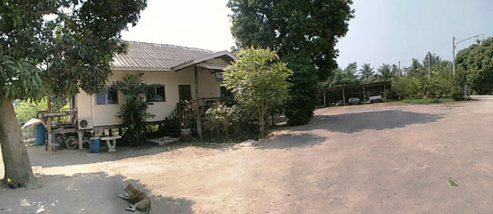 Baanbon Homestay
