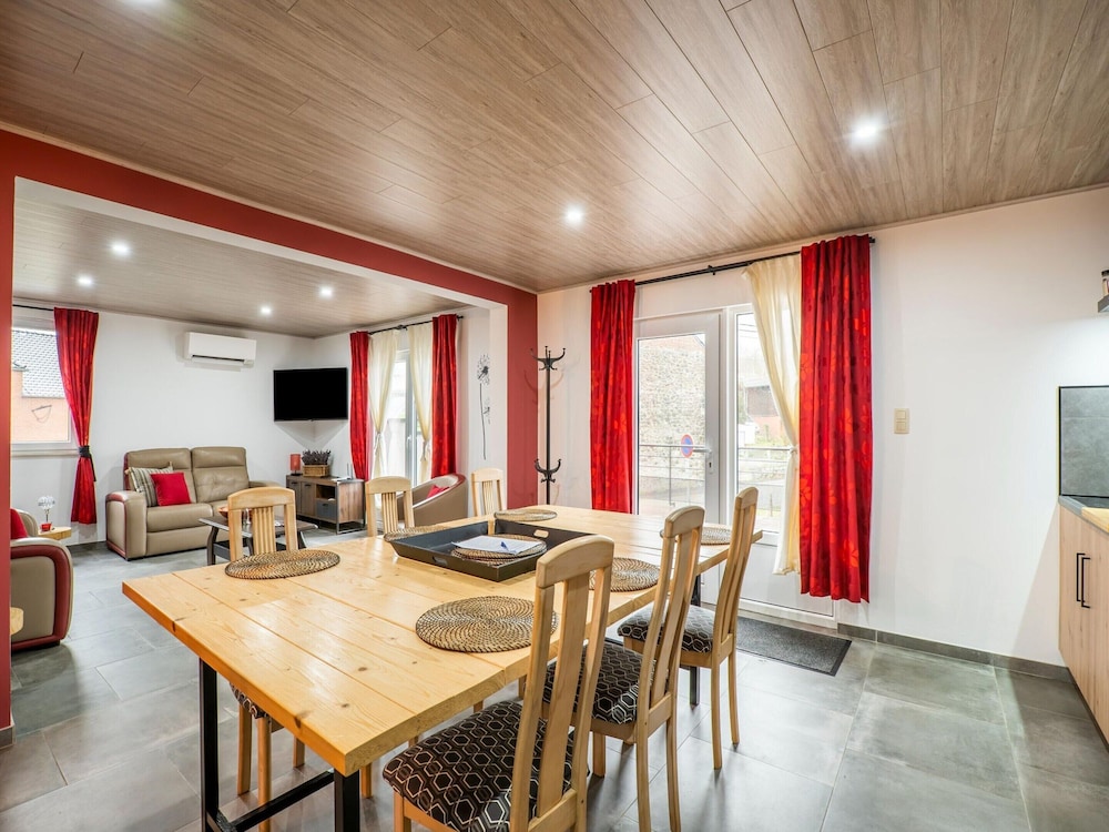 Holiday Home in Wallonie With Garden