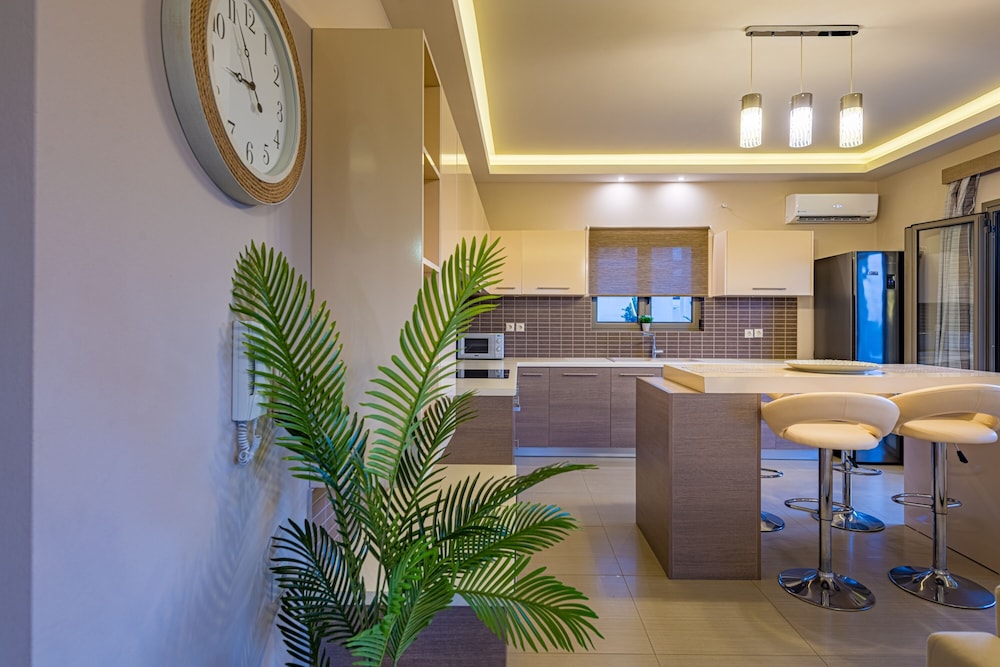Vatia Villas