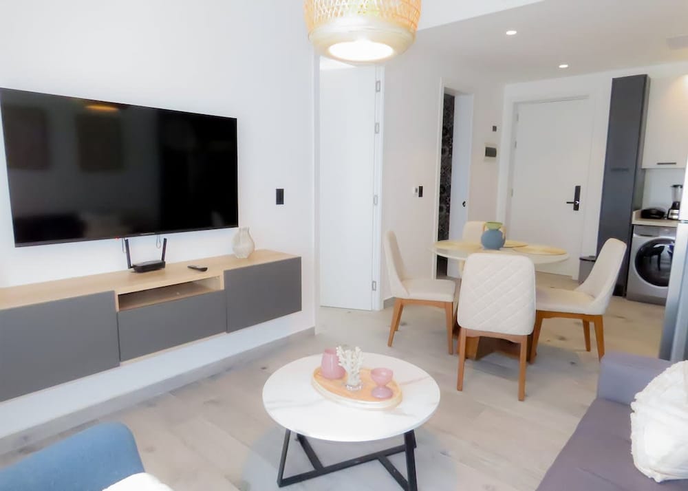 NOK Spectacular 1 BR by Vistacana Rentals