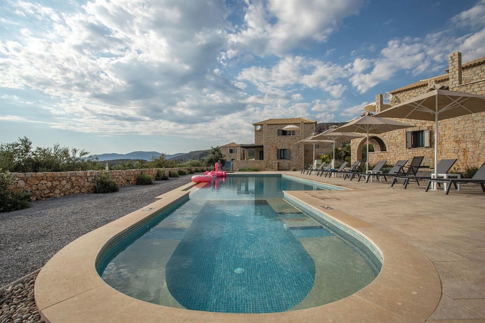 Dream Villas
