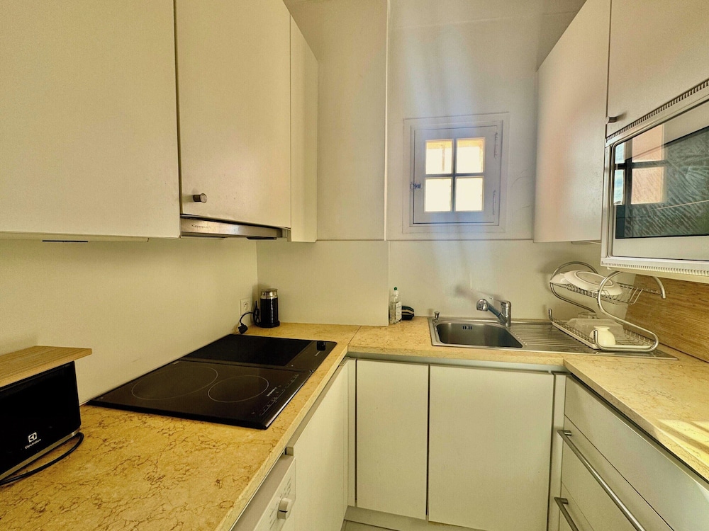 Charming Appt- Ac-1br-4p - Beach 5min-st-tropez