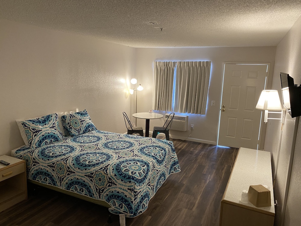 Circle Inn Motel view 5