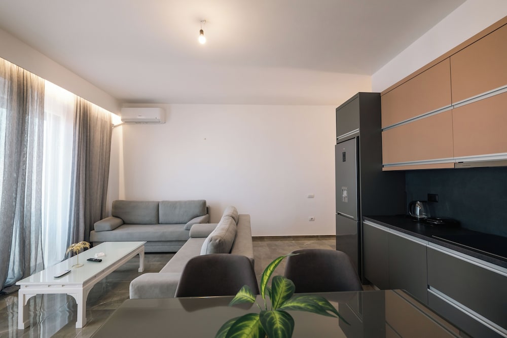 StarLight Apartments 2