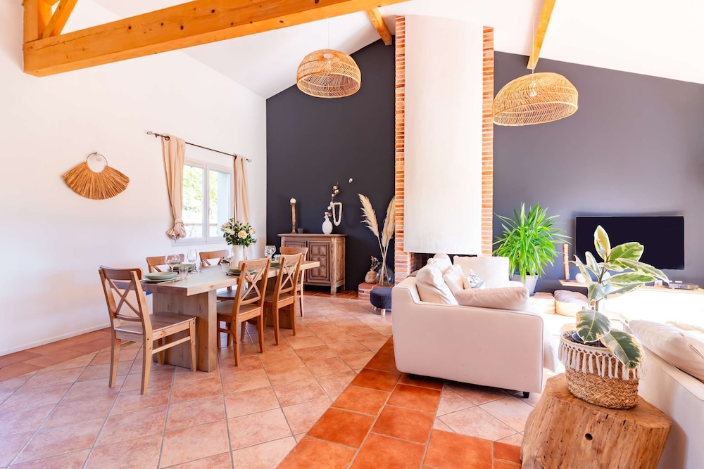 La Tendresse - 10p - Piscine - Jardin