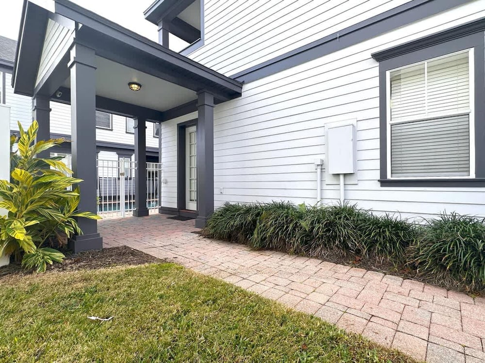 Cozy Reunion Resort Home - Sleeps 4 Near Disney
