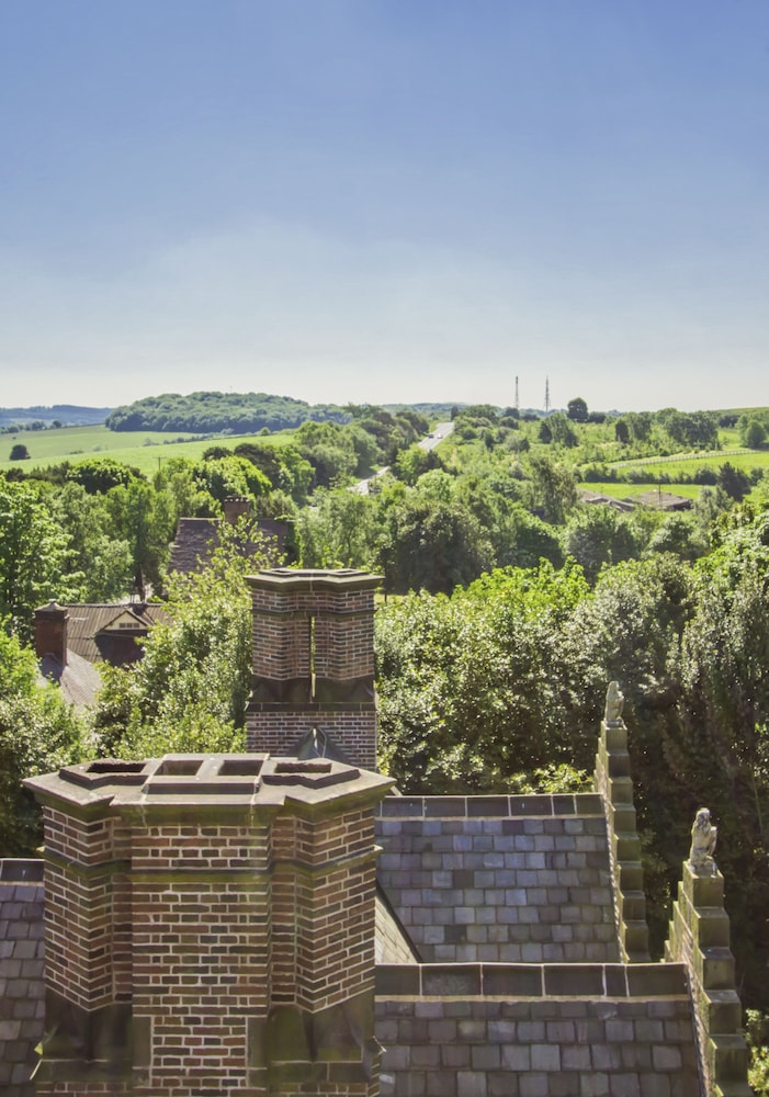 Abbots Oak Manor