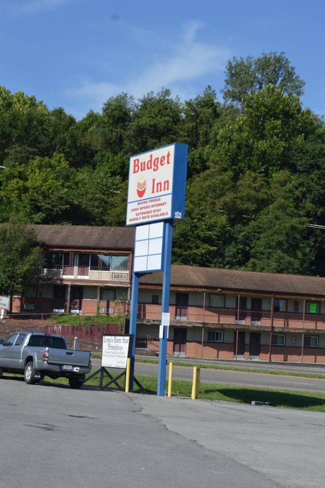 Budget Inn of Claypool Hill