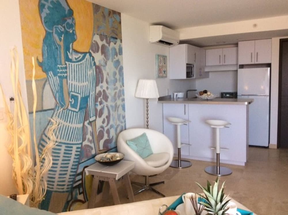 Lovely Sea View,eagle Beach, Oasis Condominium Wifi