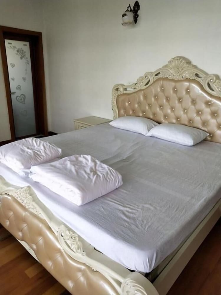 Suva Hideaway Villa