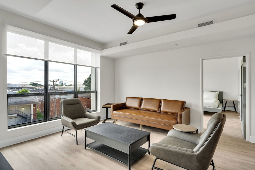 Latitude Apartments