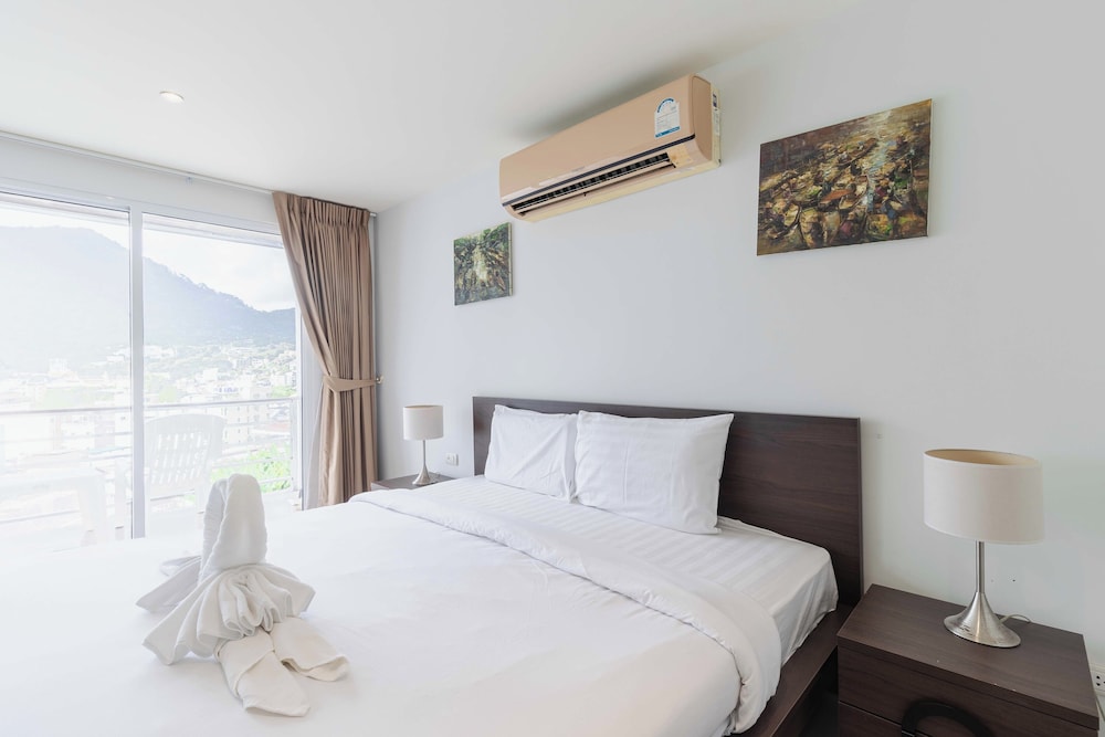 1BR Bathtub Near Beach Prime Spot C229