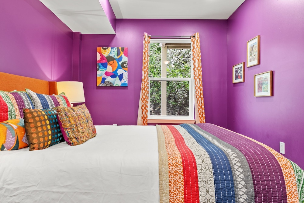 As You Like It by Avantstay Steps to Beach Bikes Sleeps 18