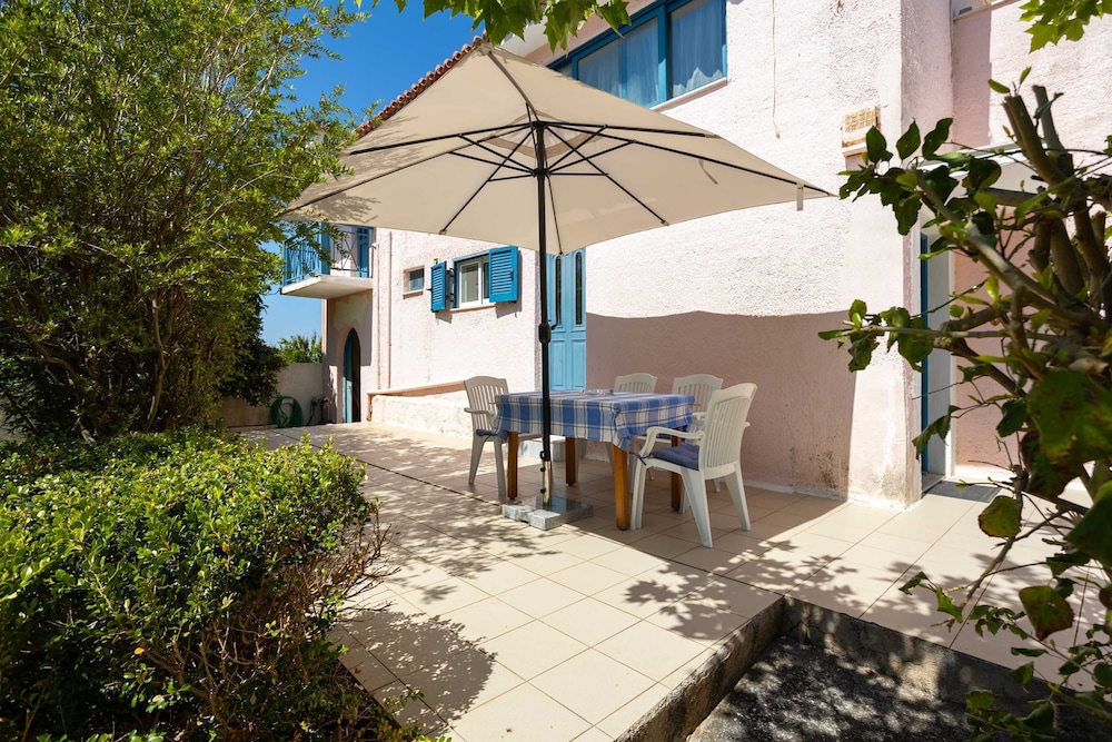 Agrilos Seafront Serenity - Waterfront Oasis