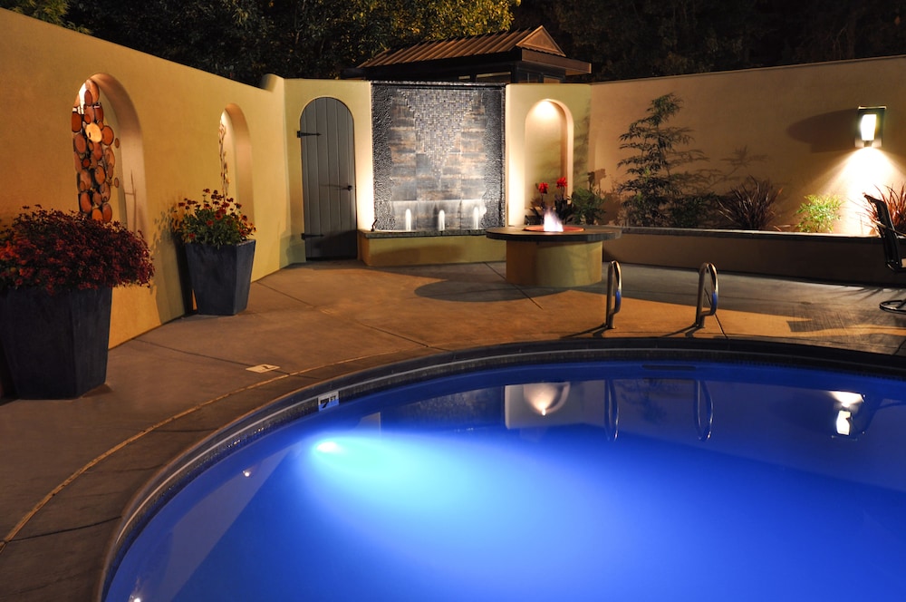 Ashland Vacations - Palm Cottages - Property Image 26