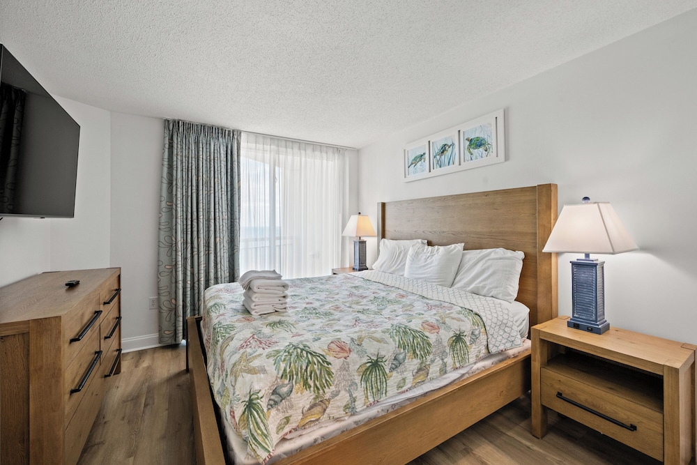 Units at Sandy Beach Resort by Elliott Beach Rentals