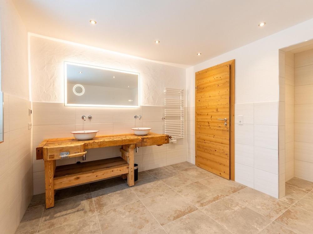 Farmhouse in Bramberg With Sauna & Ski Access