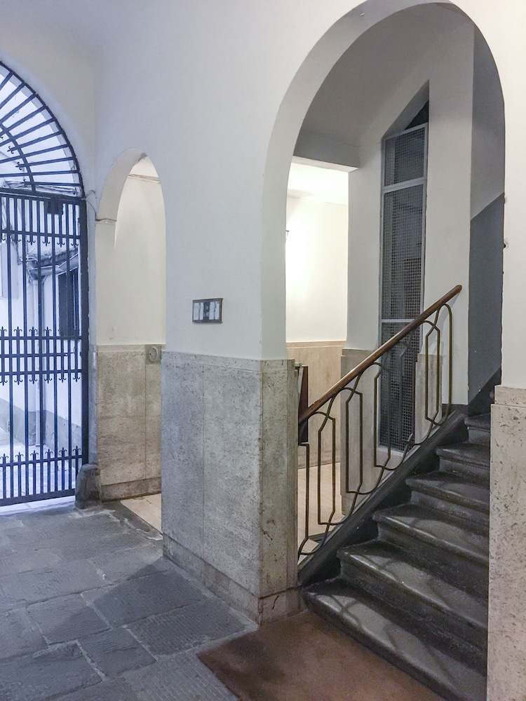 Maggio 54 in Florence