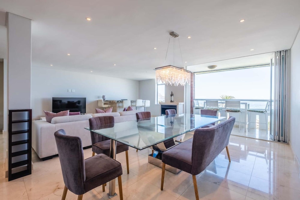 Ocean View Camps Bay 3bed Apt Beach Vistas