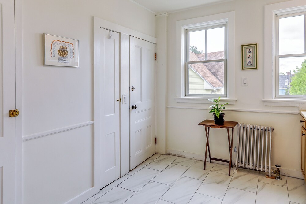 Beautiful Providence Apt Near Dtwn & Federal Hill!