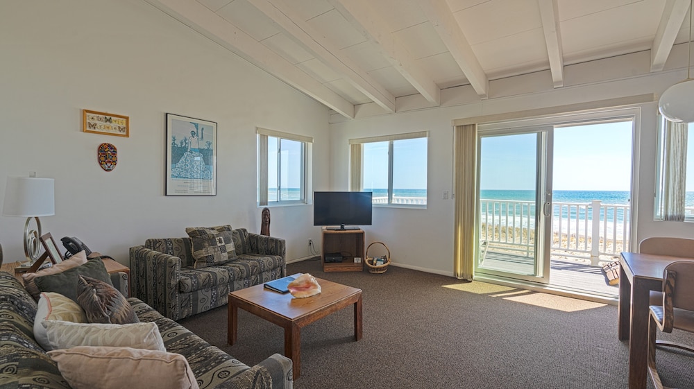 Sea Crest Resort