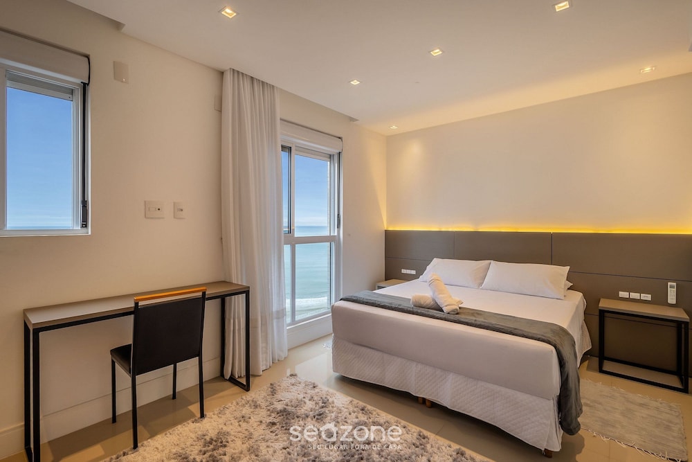 3-bedroom Apartment 170m From the Beach Gua1902