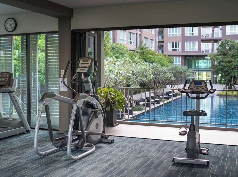 Valley Mountain View&city Proximity Golden Eight Apartment