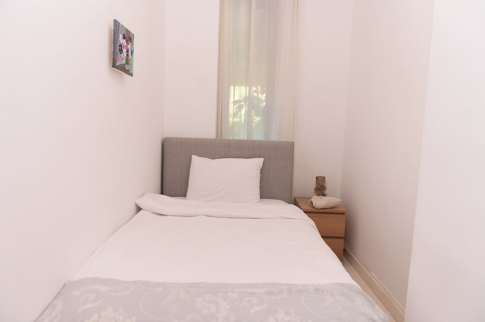 Marinhill High Luxury Property