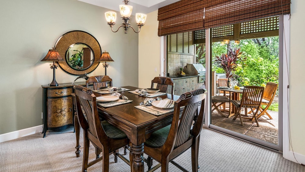 Peaceful Mauna Lani Getaway - Pool, Golf & Private Beach Access - Vrkcv