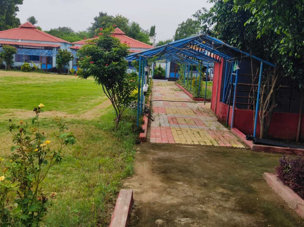 Vrundavan Village Resort and Home Stay