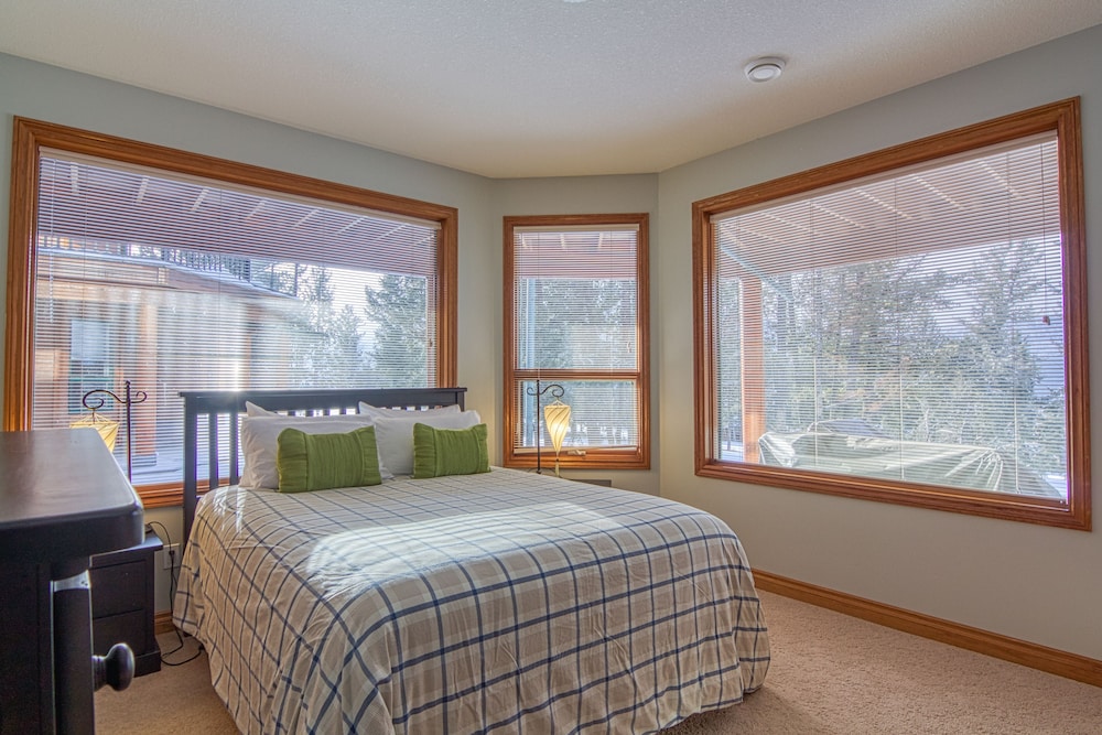 Fairmont Creek Property Rentals Marble Canyon