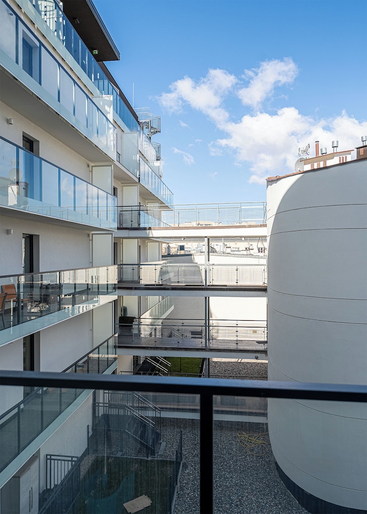 RentPlanet - Apartament Ząbkowska
