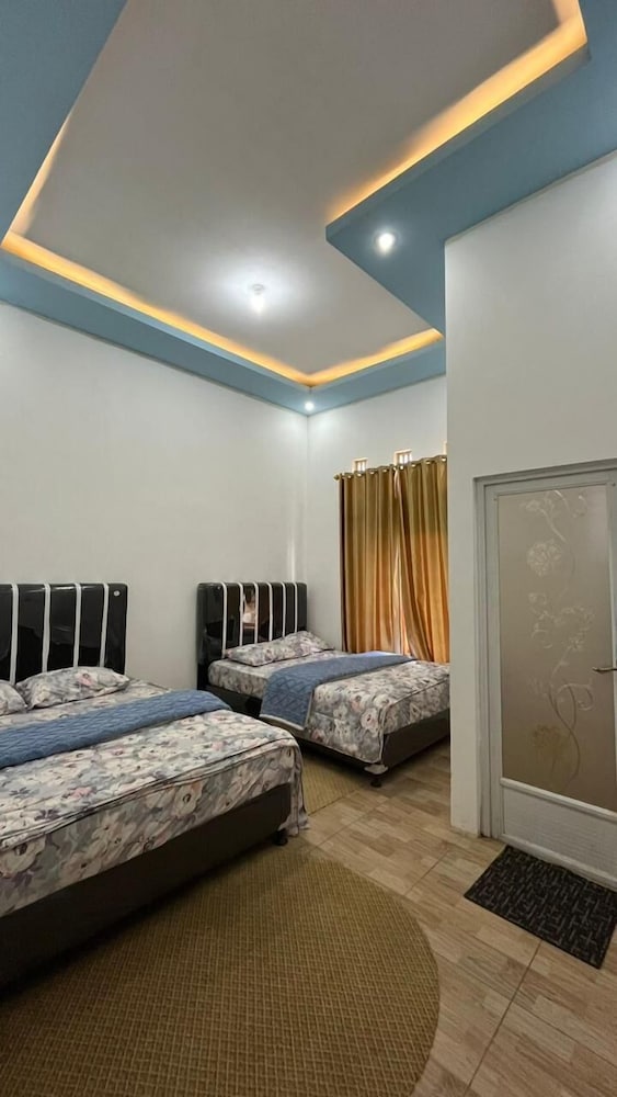 Rahayu Cabin Villa