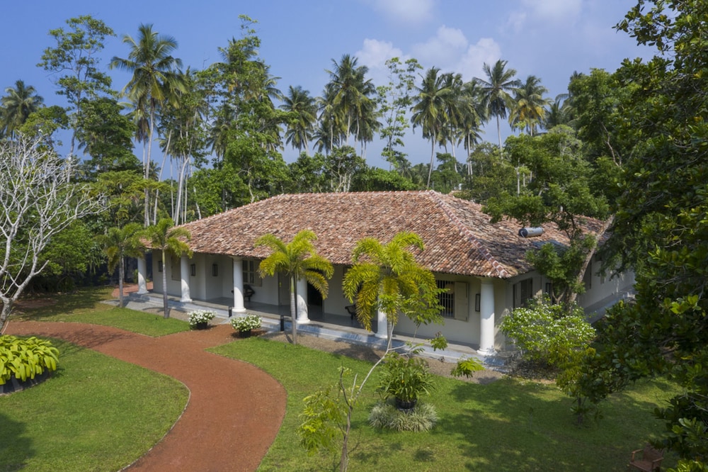 Monara House