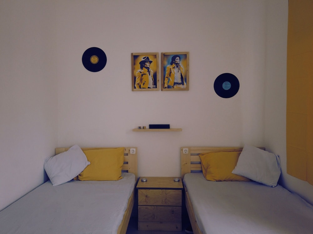 Flashback Hostel